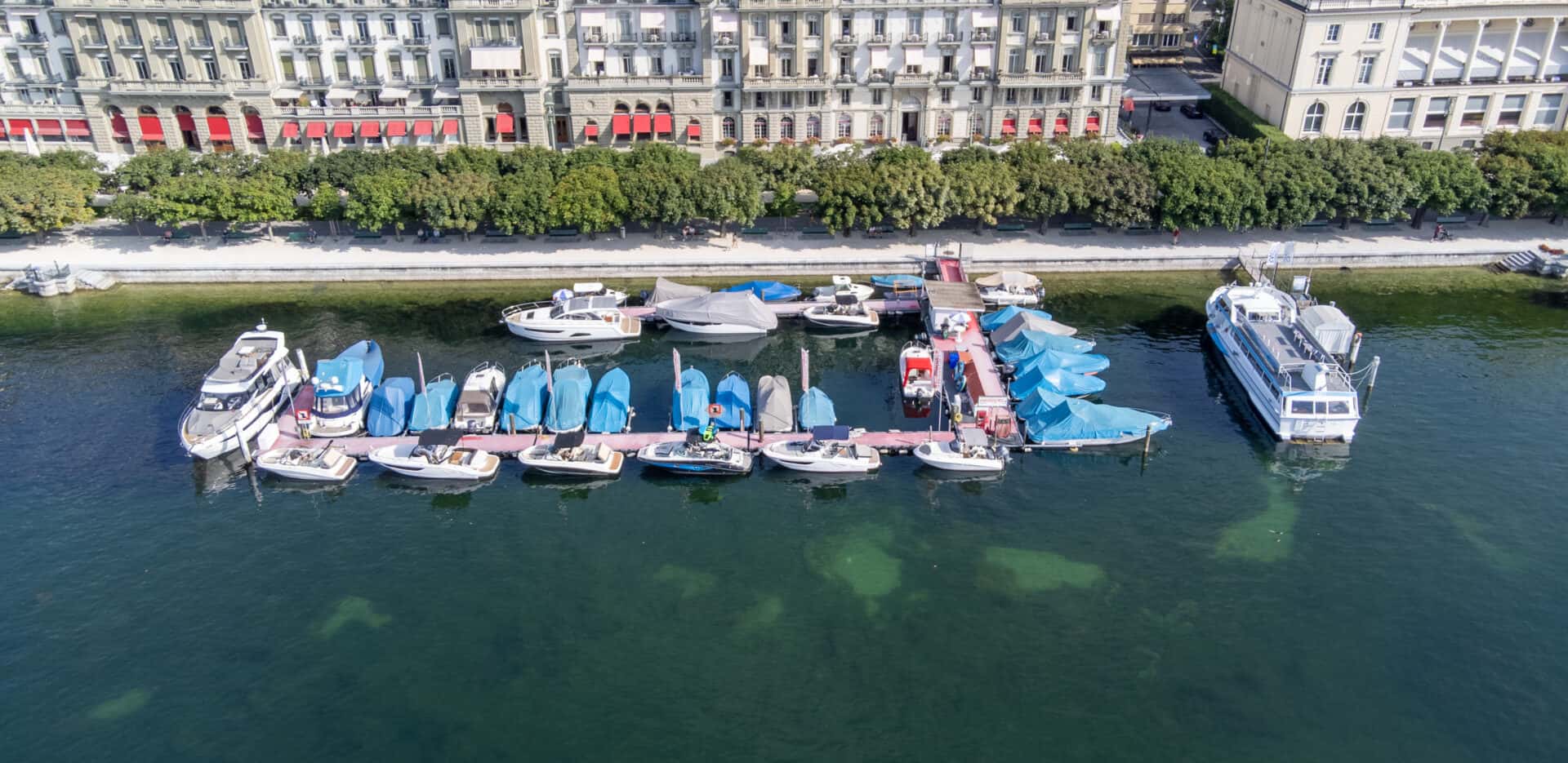 Boot Mieten: Setzen Sie die Segel für eine Reise voller Magie