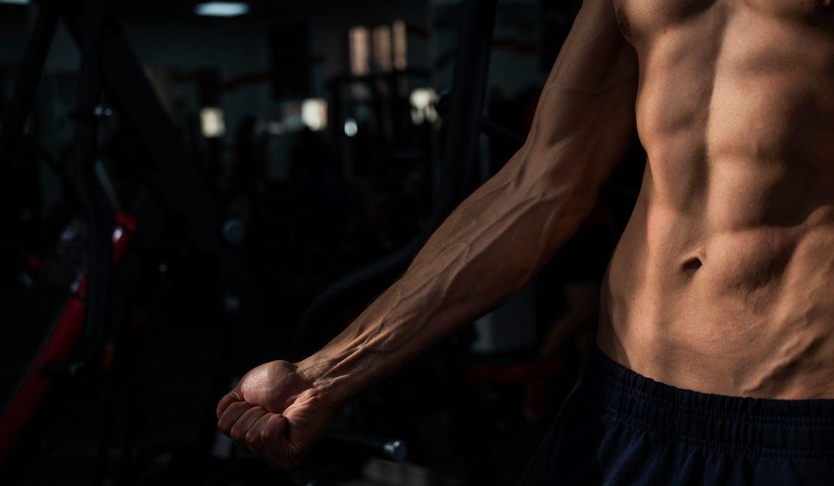 Hardcore Booster kaufen bei Fatburnerking: Maximale Power für Ihr Training
