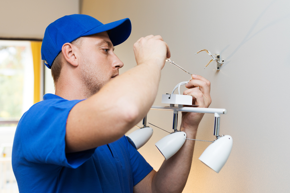 Elektriker Notdienst: Sicherheit in der Not